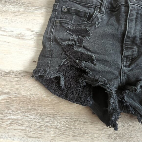 American Eagle Hi-Rise Shortie Jean Shorts - Picture 4 of 5